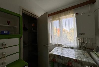 Apartament cu 3 camere semidecomandat în Zamfirescu - 6