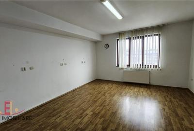 Cazare muncitori, spatiu birouri,  7 camere, etaj 1, parcare - 4