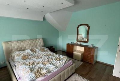 Proprietate de excep?ie cu casa spa?ioasa, piscina ?i - 11