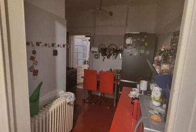 Vila Spatioasa Piata Romana - 6