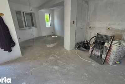 Casă cu 3 camere cu Teren 41 Mp în Titan - 1