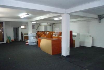 Casă individuală cu 5 camere cu Canalizare în Vitan - 12