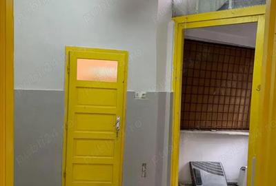 Spațiu comercial, de 40 mp, în Central - 7