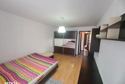 Apartament cu 2 camere decomandat în Florilor - 9