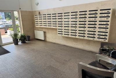 Apartament cu 3 camere decomandat, mobilat în Titan