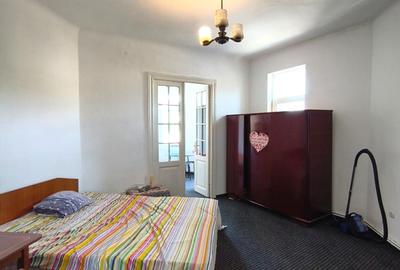 Apartament cu 4 camere semidecomandat în Parcul Carol - 3