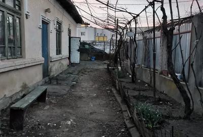 Teren de 2057 mp, în Central - 4