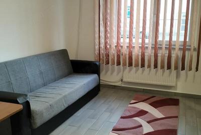 Garsonieră decomandată în Central - 6