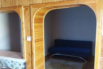 Casă cu 5 camere cu Teren 1500 Mp în Apateu - 2