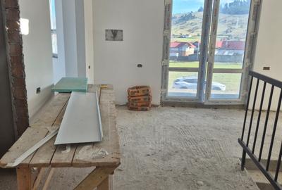 Casă individuală cu 6 camere cu Garaj în Tărlungeni - 10