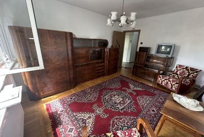 Apartament cu 2 camere decomandat în Circumvalațiunii - 8