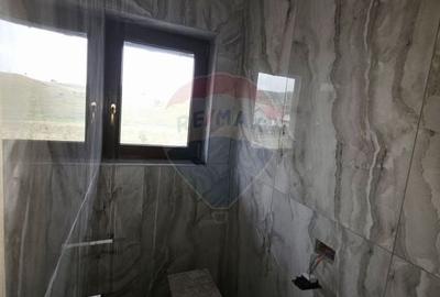 Casă individuală cu 8 camere cu Teren 1550 Mp în Dărmănești