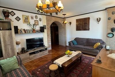 Apartament cu 3 camere semidecomandat, mobilat în Metalurgiei - 1