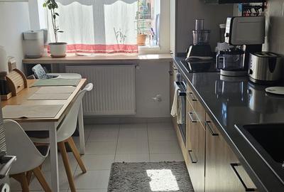 Apartament cu 3 camere decomandat în Est - 2