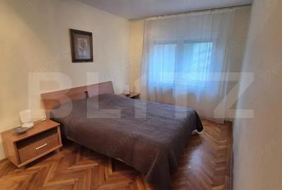 Apartament cu 4 camere decomandat în Central