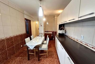 Mobilat & utilat, 3 camere, doua balcoane, bloc 1990, boxa & debara - 7