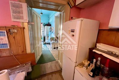 Apartament spatios la casa , 3 camere, zona Piata Cibin - 5