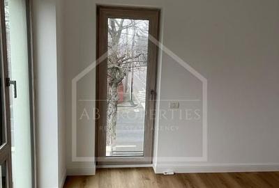Apartament 4 camere - Damaroaia- Petrom City - 3 UNITĂȚI - 3
