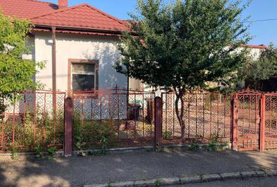 Casă cu 4 camere în Central - 5