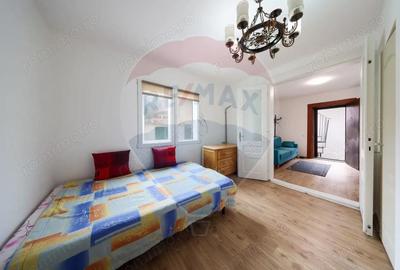 Casă cu 3 camere cu Teren 65 Mp în Schei - 1