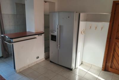 Apartament cu 4 camere decomandat în Central - 4