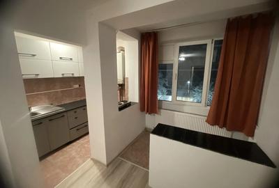 Dau in chirie garsoniera, vis a vis de Vivo mall, et 4 din 7, bloc cu lift - 4