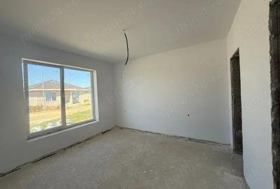 Casa cu trei dormitoare in Sintandrei - 5