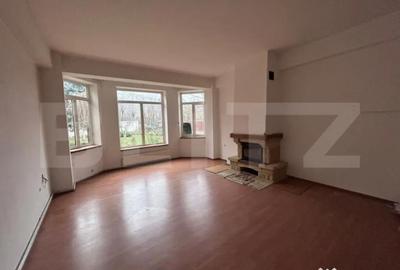 Spațiu comercial, de 330 mp, în Central - 2