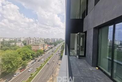 Spațiu comercial, în Politehnica - 3