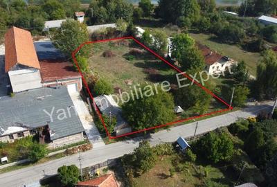 Teren de 3005 mp, în Central - 8