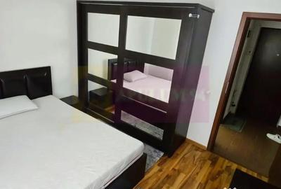 Apartament cu 3 camere decomandat în Central - 3
