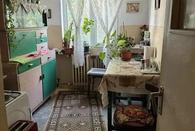 Apartament cu 3 camere decomandat în Vest - 7