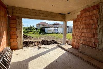 Duplex cu 4 camere cu Canalizare în Dumbrăvița - 4
