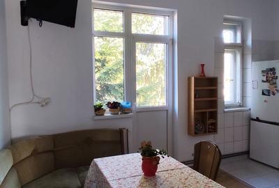 Casă cu 3 camere în Central - 3