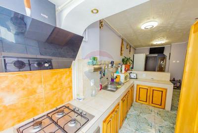 Republicii, apartament cu 3 camere-dubla orientare, de v... - 2