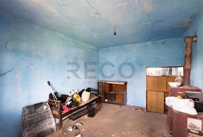 Casă cu 4 camere cu Teren 1439 Mp în Girișu de Criș