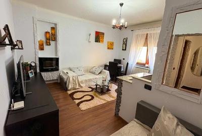 Apartament cu 3 camere decomandat în Central - 3