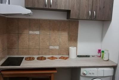 Garsonieră decomandată în Central - 8