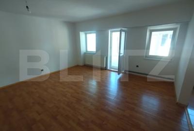 Apartament 3 camere,75 mp,etaj 1, oras Beclean,zona noua