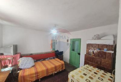 Casa cu 4 camere de vanzare in Jaristea - 4