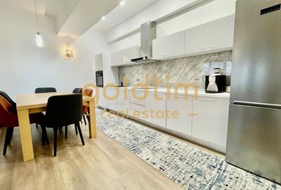 Apartament cu 3 camere semidecomandat, mobilat în Pipera