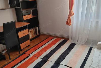 Apartament cu 3 camere decomandat în Diamant - 3