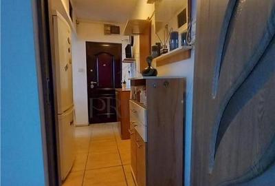 Apartament cu 3 camere semidecomandat, mobilat în Spitalul Județean - 7