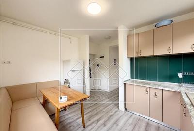 Garsonieră decomandată în Aeroport - 1