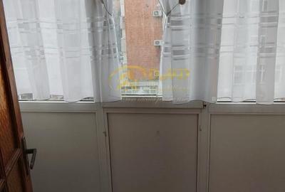 Apartament 2 camere decomandat in Podul de Fier - 9