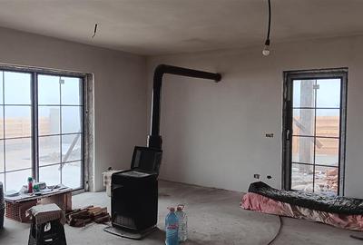 Casă individuală cu 4 camere cu Canalizare în Aroneanu - 4