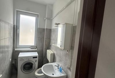 Apartament cu 3 camere decomandat în Est - 18