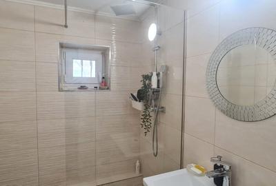 Apartament cu 3 camere decomandat în Vitan - 2