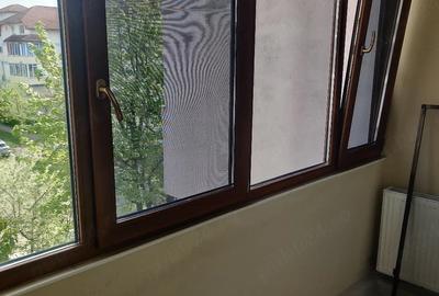Apartament cu 3 camere decomandat în Micro 2 - 5