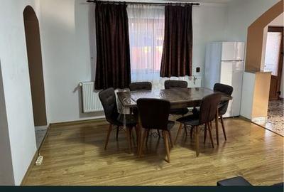 Casă cu 3 camere în Central - 3